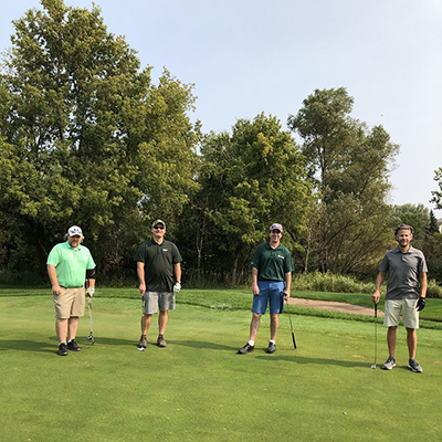 Social distancing at Wormburner golf outing